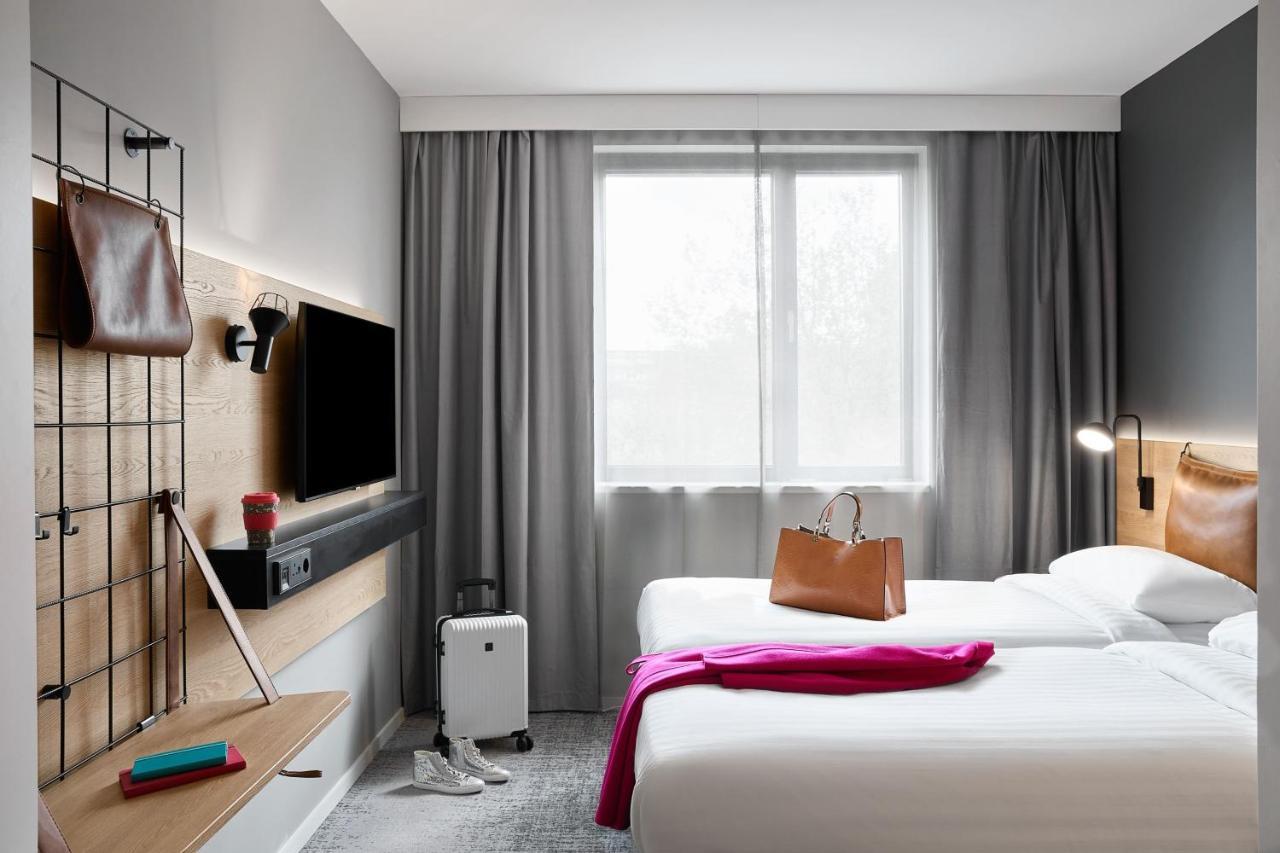 Отель Moxy Бристоль Экстерьер фото
